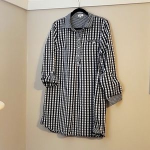 MOVING SALE: LAST DAY 8/19 MAKE AN OFFER 😁 Crown & Ivy Navy Gingham Nightgown L